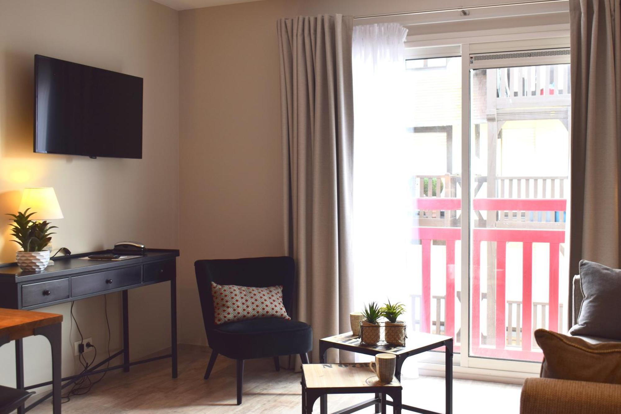 Le Trophee Boutique Hotel Spa- La Loggia Appart'Hotel Deauville Zewnętrze zdjęcie