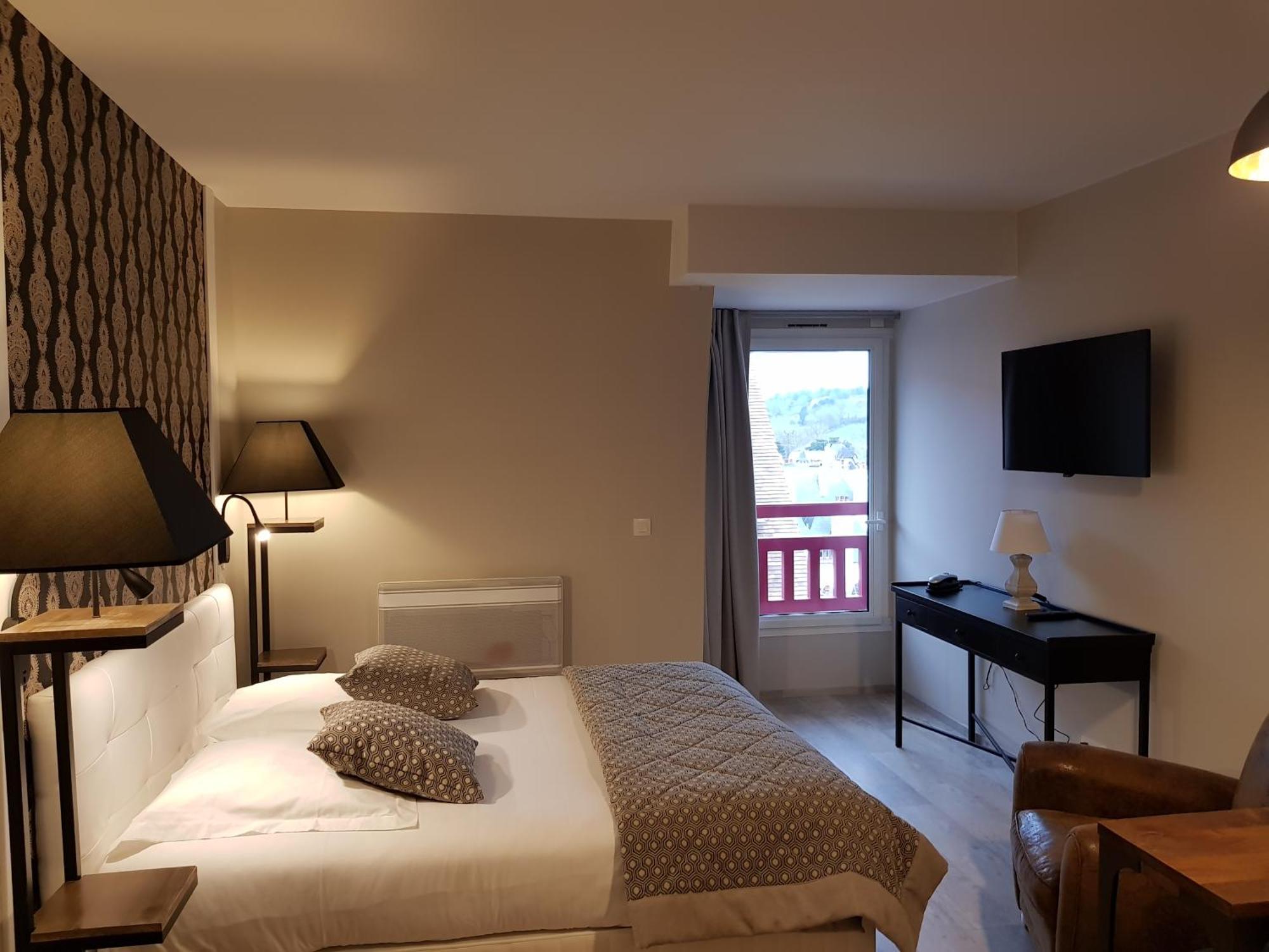 Le Trophee Boutique Hotel Spa- La Loggia Appart'Hotel Deauville Zewnętrze zdjęcie