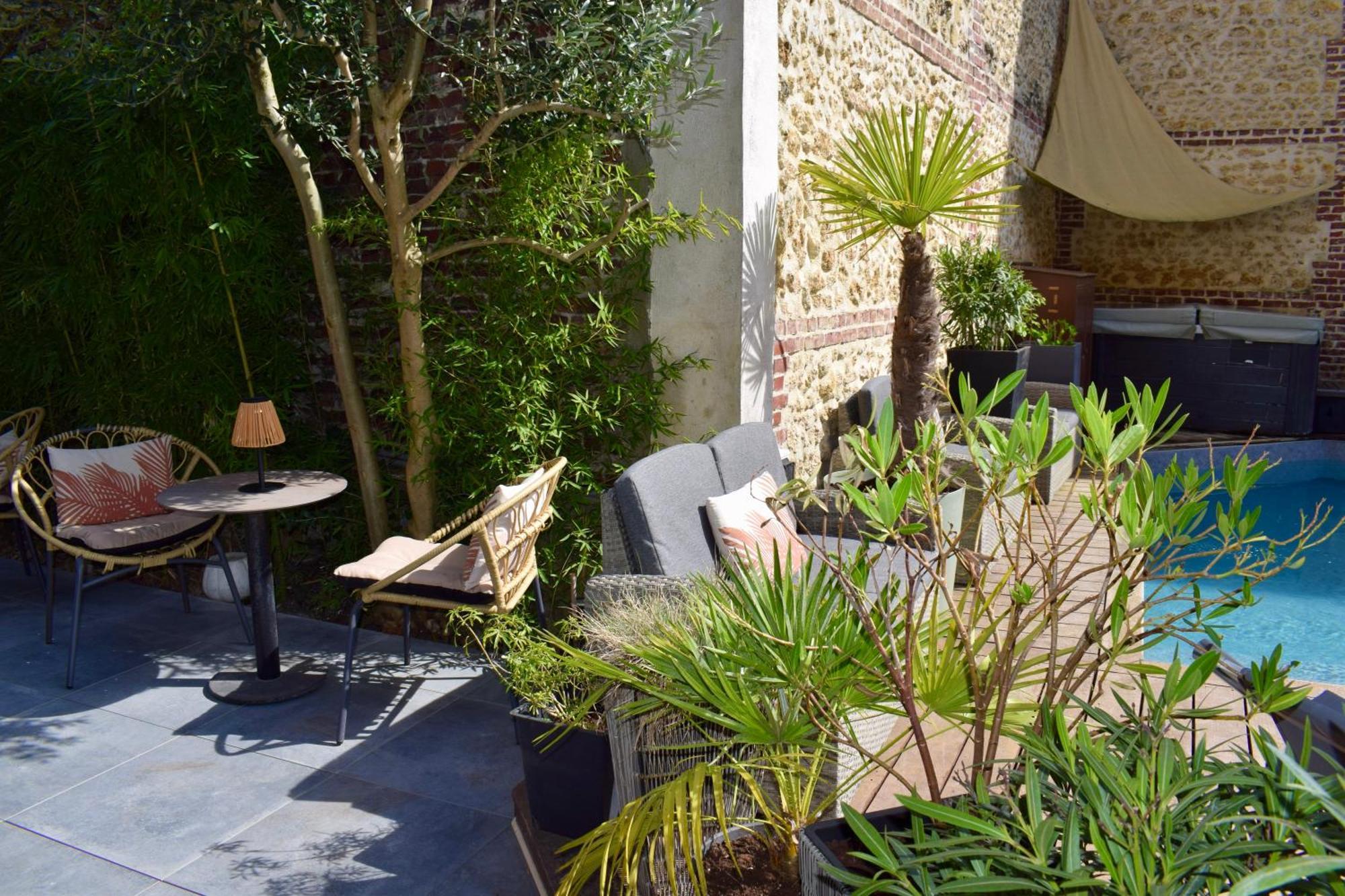 Le Trophee Boutique Hotel Spa- La Loggia Appart'Hotel Deauville Zewnętrze zdjęcie